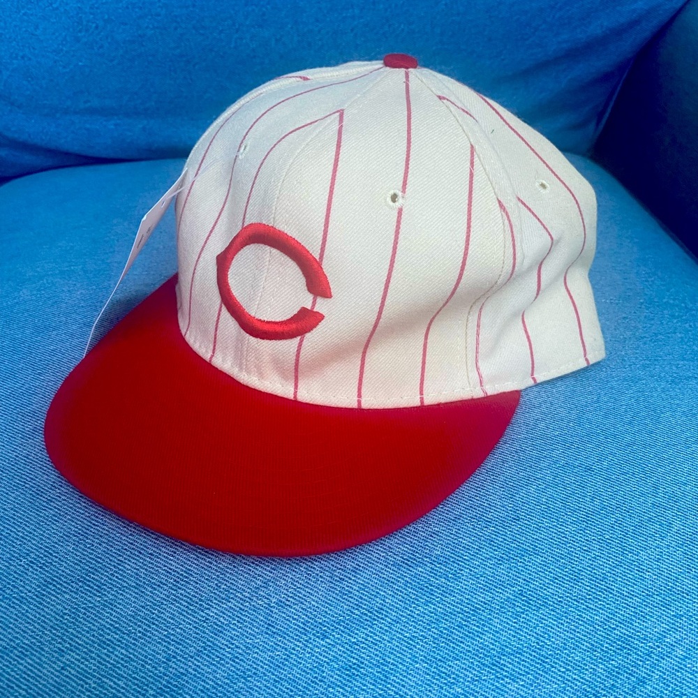 Cincinnati reds fitted hat